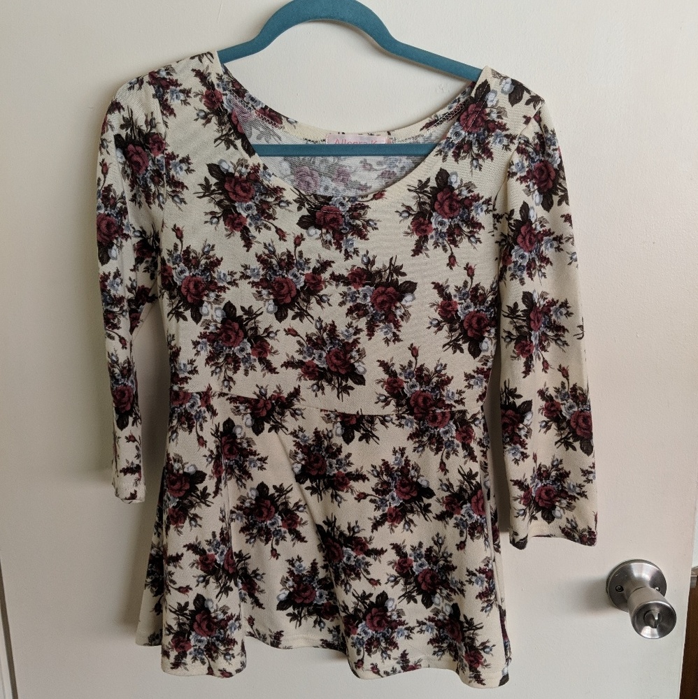 Ladies floral 3/4 sleeve sz xs